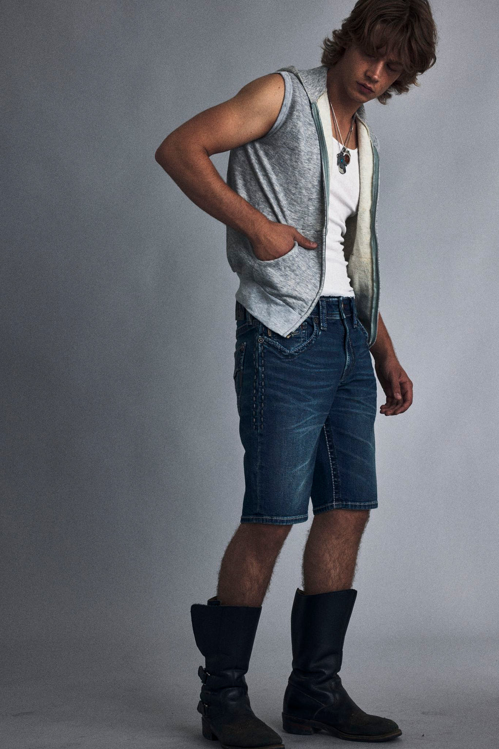 M888-K110 KRIS 110 DENIM SHORTS