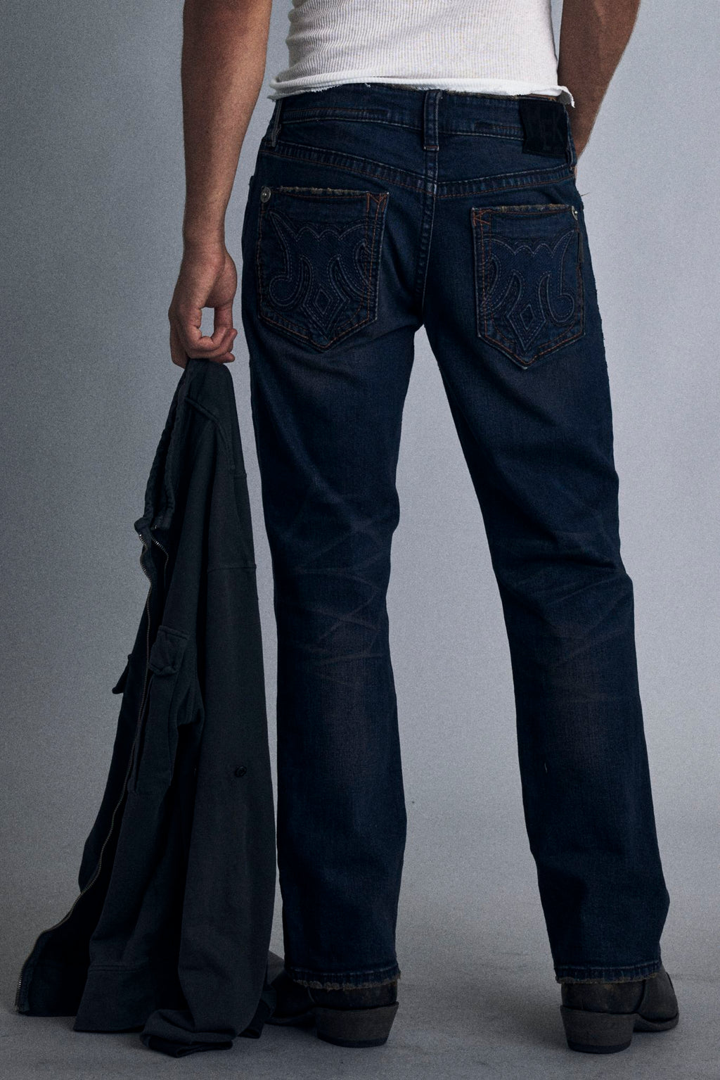 M808-H102R HAYDEN 102 STRAIGHT JEANS