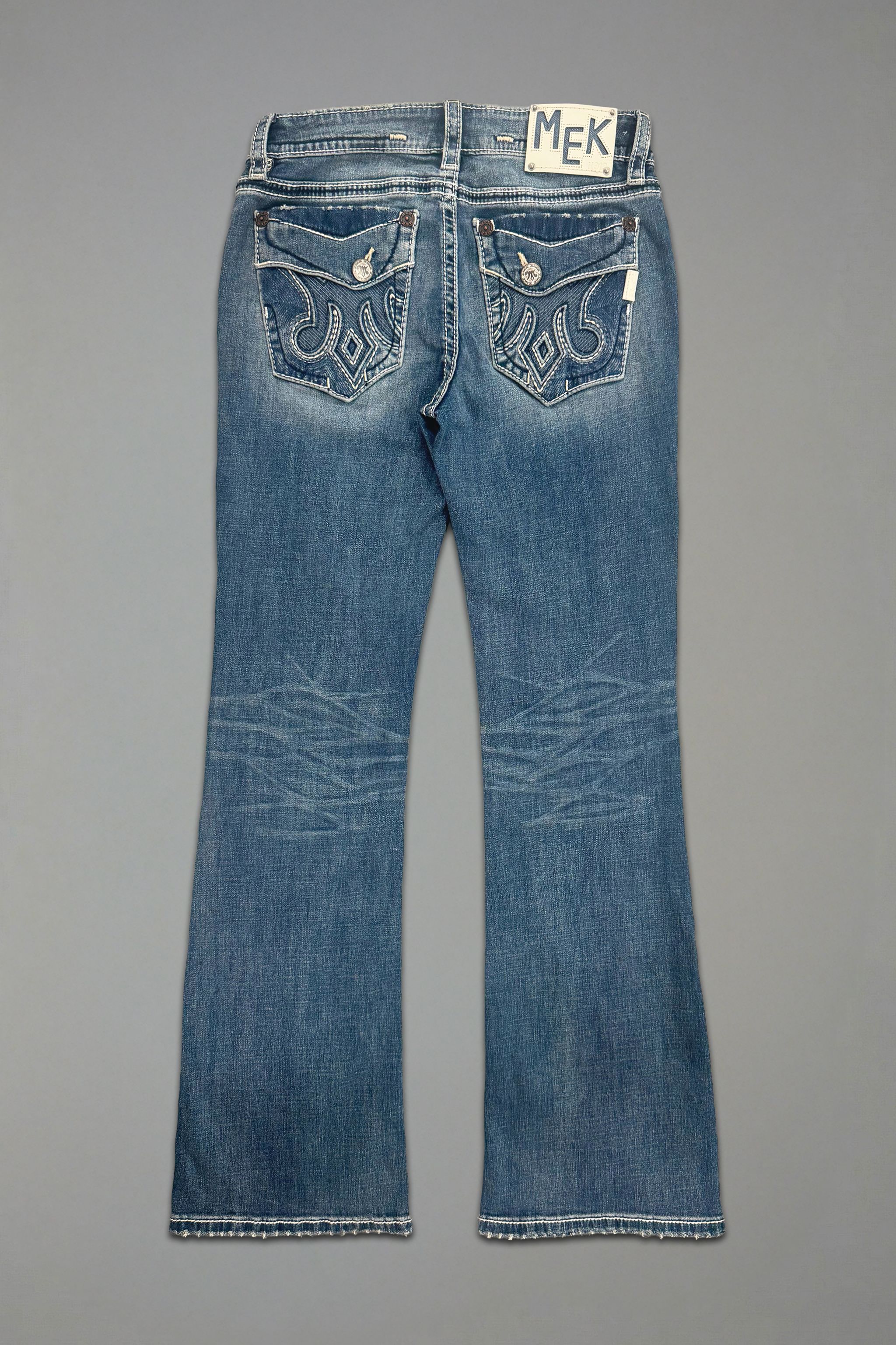 W919-K302R KENDALL 302 LOW-RISE BOOTCUT JEANS